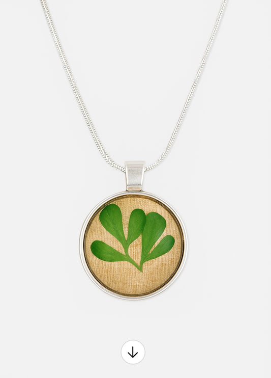Ruta (Rue) Pendant