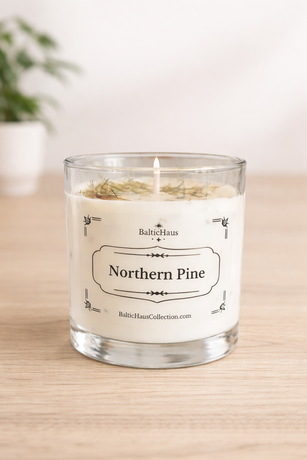 North Pine Wilderness 14.5 oz Soy Candle w/Bamboo Lid